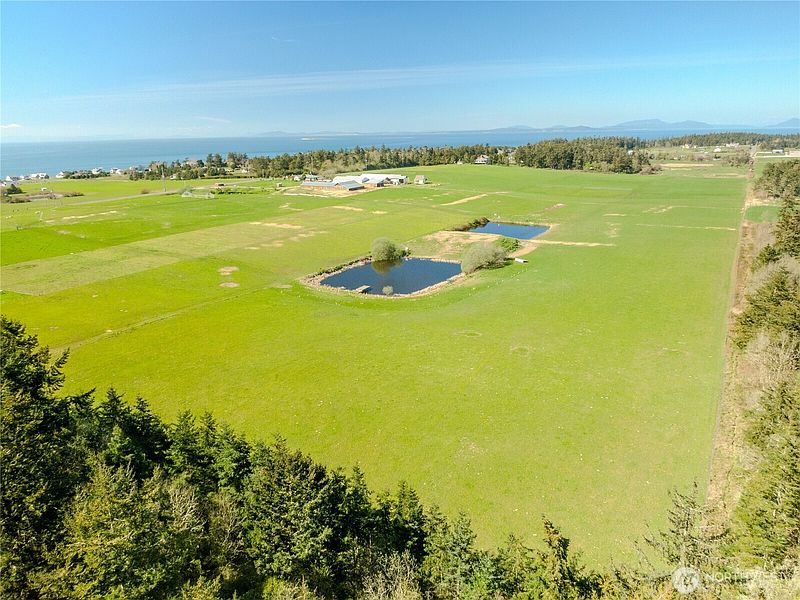 4th image of 886 North West Beach Road