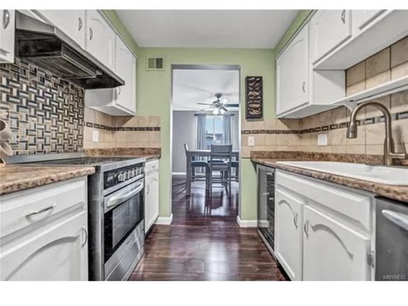 2nd image of 110 Groton Dr APT 3