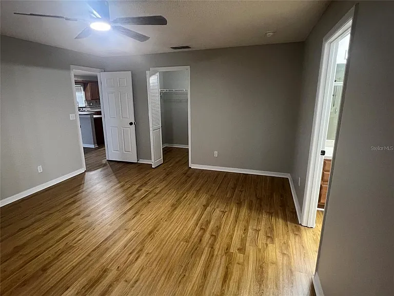 1063 Bluegrass Dr — Photo 12