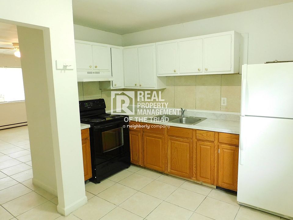 1st image of 1508 Autumn Dr APT D