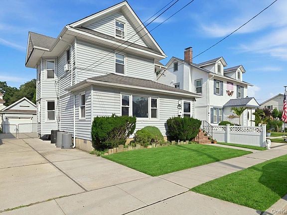 2nd image of 100 Spruce Street