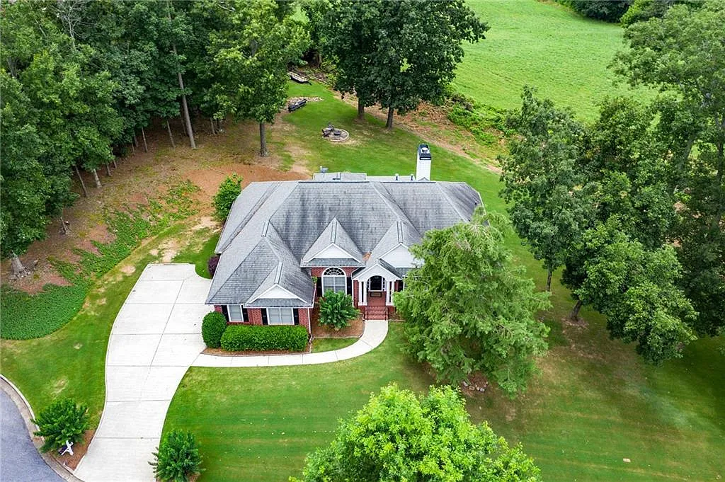 410 Glenhurst Trc photo 1