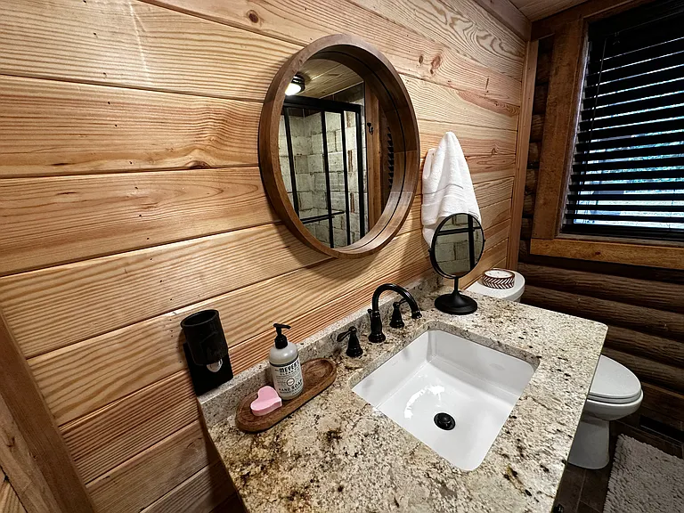 121 County Road 215 — Photo 15