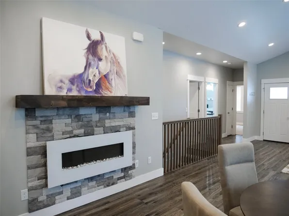 2421 Half Hitch Dr, Missoula, MT 59808
