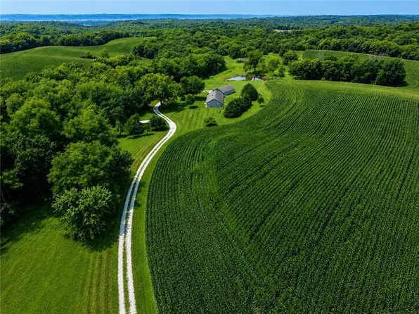 7486 Private Drive 4162, Amazonia, MO 64421