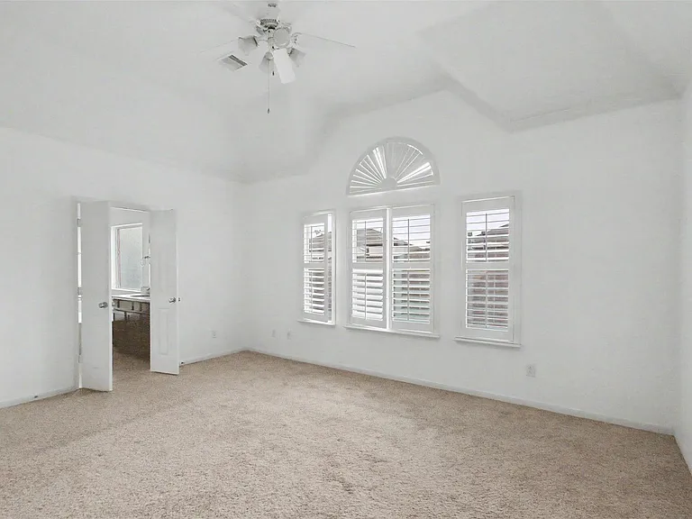 6363 Fairdale Ln #H — Photo 39