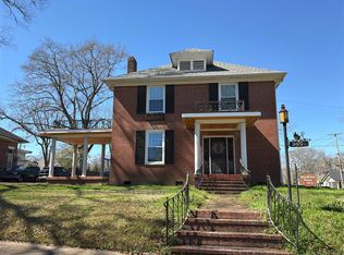 145 Terrace Pl, Jackson, TN 38301
