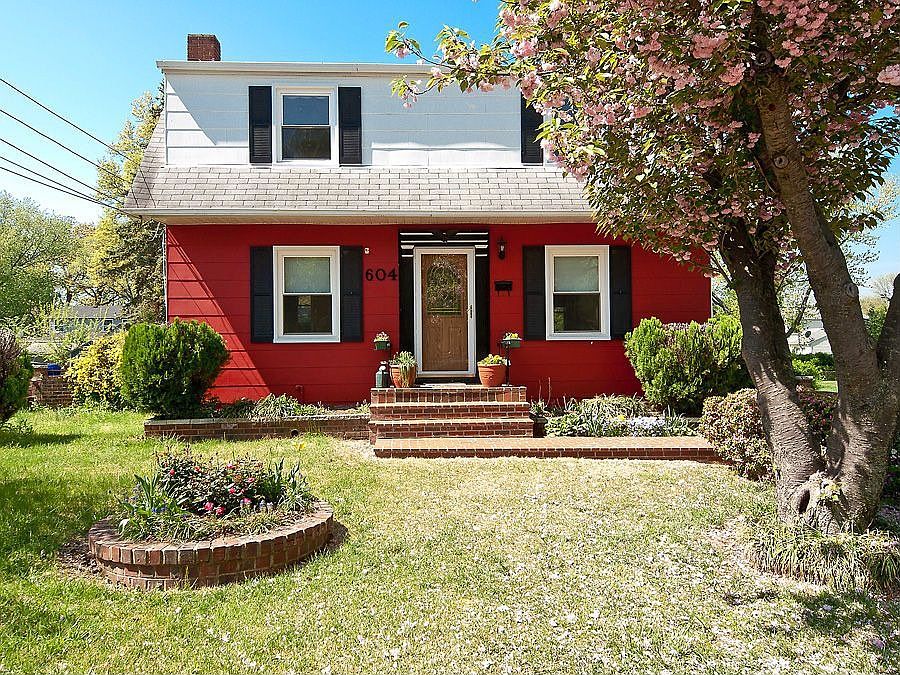 1st image of 604 N Florida St