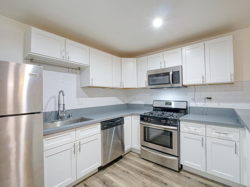 1st image of 3245 W Avenue 32 APT 8