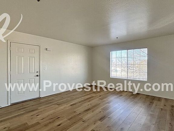 4th image of 16687 Zenda St Unit 4