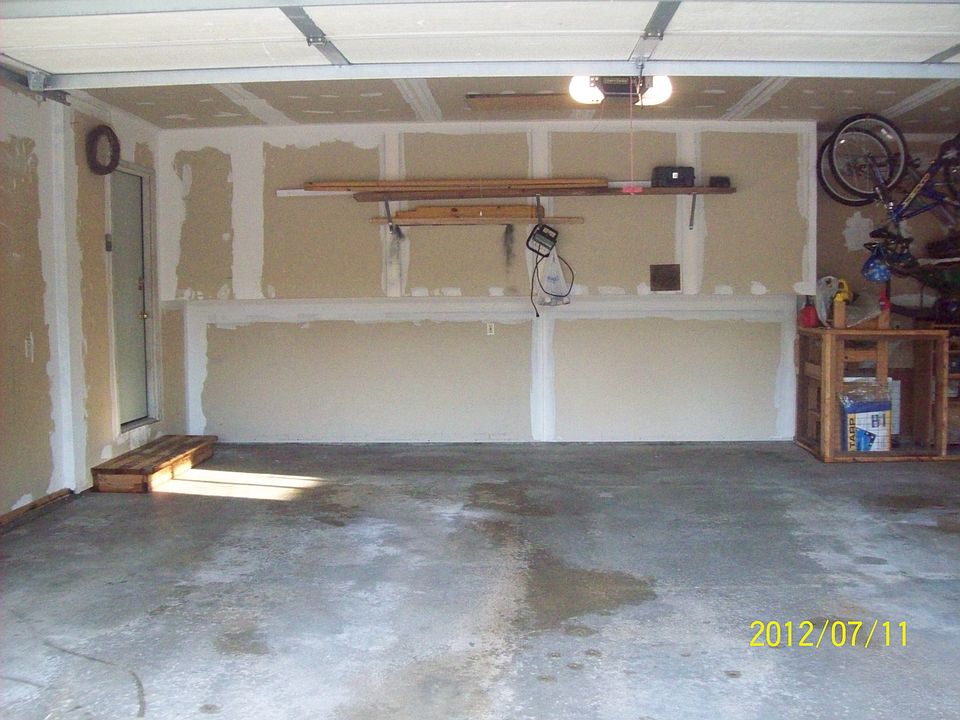 2nd image of 4917 E 33rd St