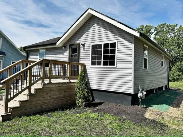 1220 S 24th St, Fort Dodge, IA 50501