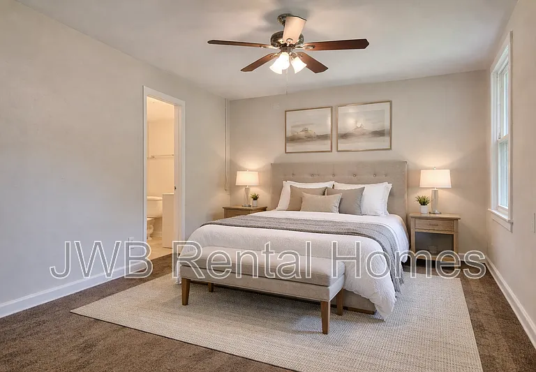 214 Santa Barbara Ave — Photo 10