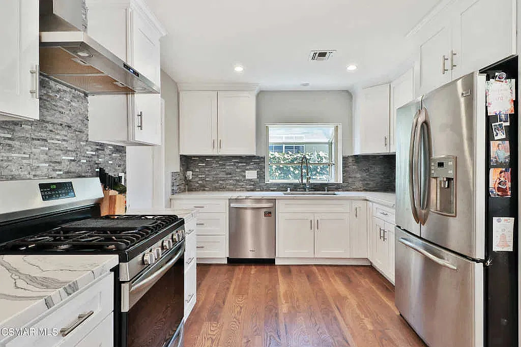 4 bed, 1367 sqft, $3,595 — Photo 3