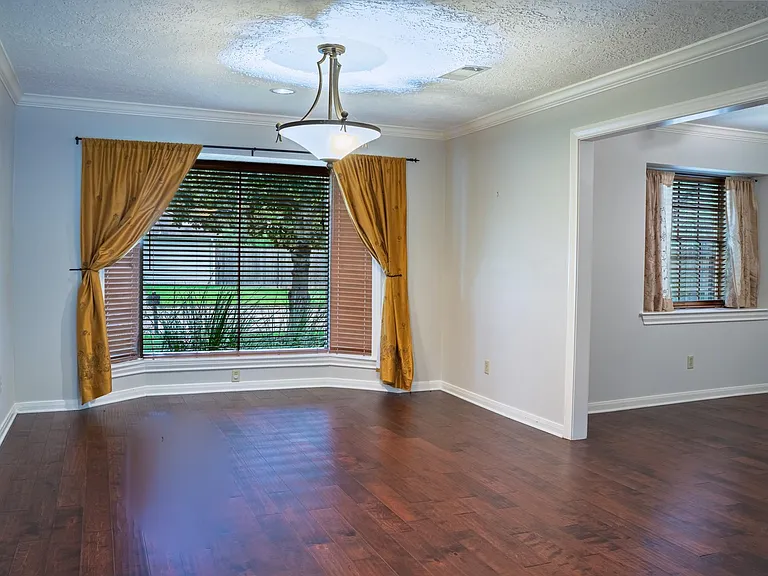 1704 Crystal Hills Dr — Photo 13