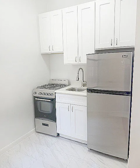 313 E 90th St #5C — Photo 3