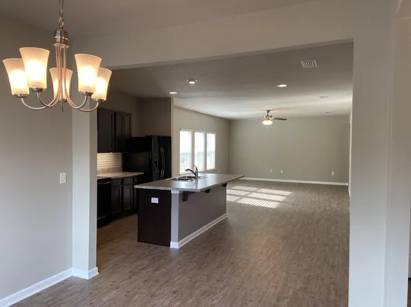 36 Cornelia St, Freeport, FL 32439