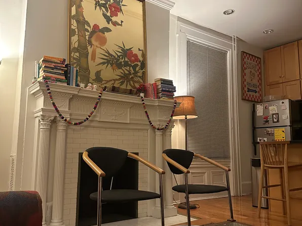 1836 Pine St APT 2R, Philadelphia, PA 19103