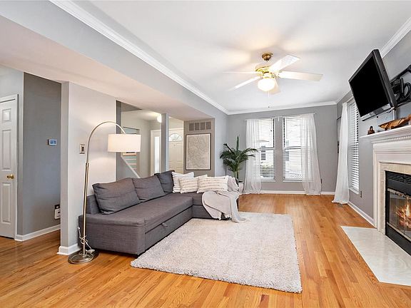 5th image of 5713 Westminster Pl