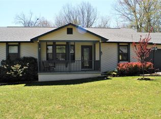 375 Mockingbird Dr, Crossville, TN 38555