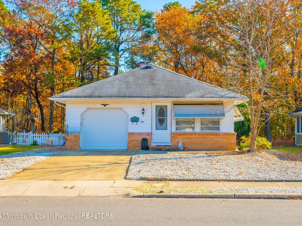 2181 Mt Hope Lane, Toms River, NJ 08753
