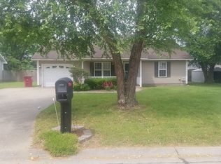 225 Sharp Ave, Sikeston, MO 63801