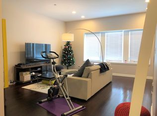 3228 S Western Ave, Chicago, IL 60608
