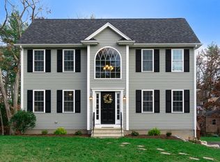 37 Pine St, Foxboro, MA 02035