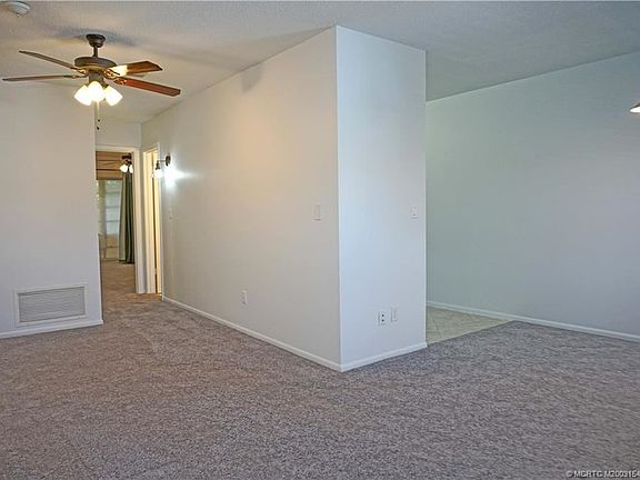 3rd image of 2600 SE Ocean Blvd Unit Un B 11