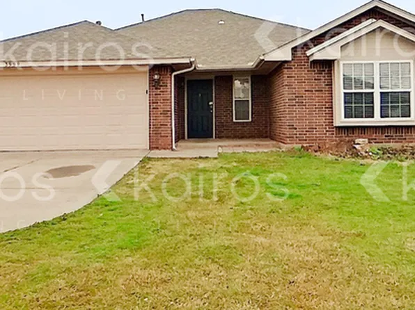 3999 Applegate Dr, Moore, OK 73160
