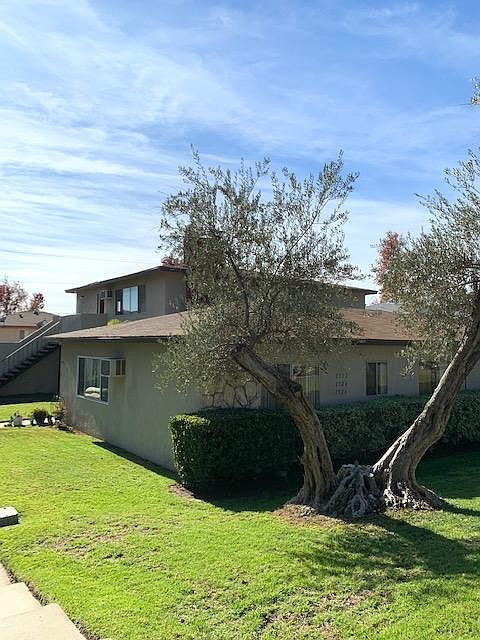 1st image of 2526 Hayes Dr