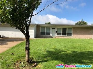 1870 Flicker Dr, Florissant, MO