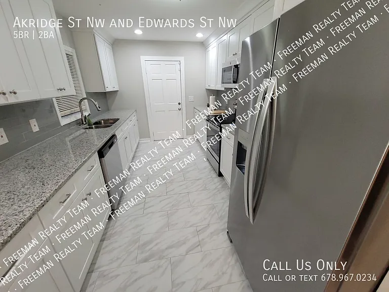 Akridge St NW — Photo 7