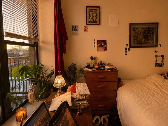 5th image of 335 Woodbine St #2A