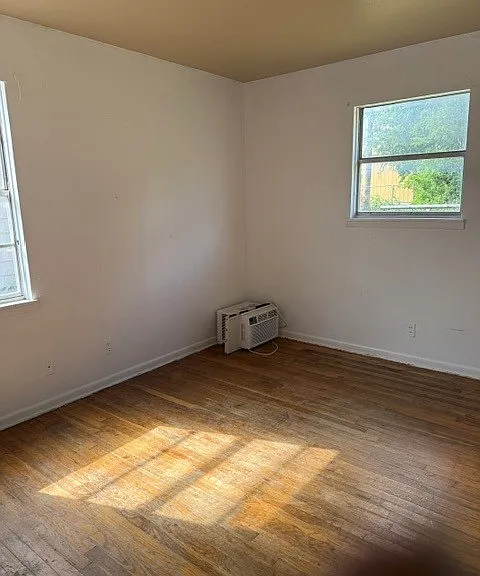 3200 June St — Photo 10