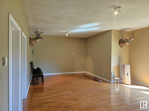 2nd image of 49531 Range Road 55
