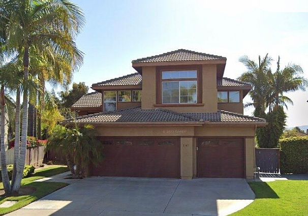 1st image of 1141 Corrales Ln