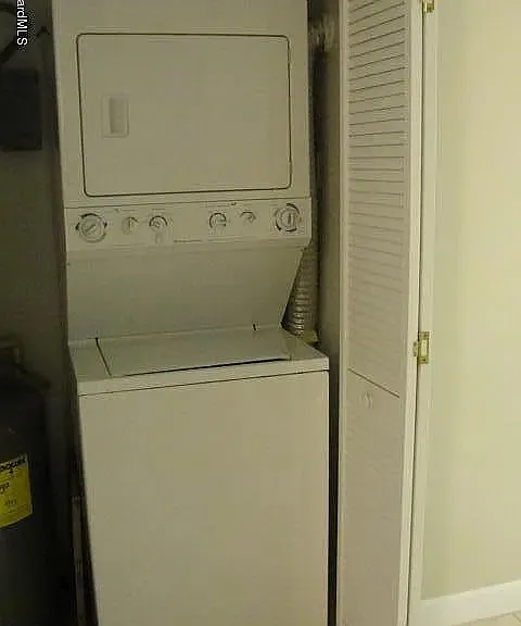 500 Palm Springs Blvd #110 — Photo 4