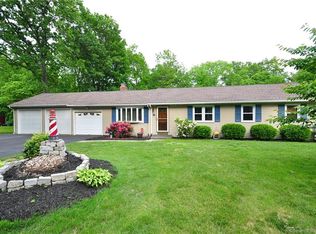 18 Loren Cir, Windsor, CT 06095