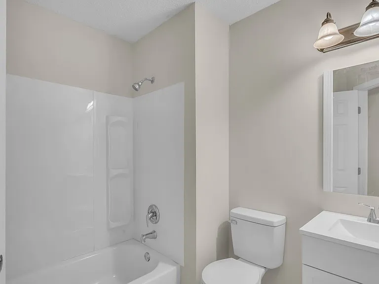 213 Rebecca Pines Dr — Photo 13