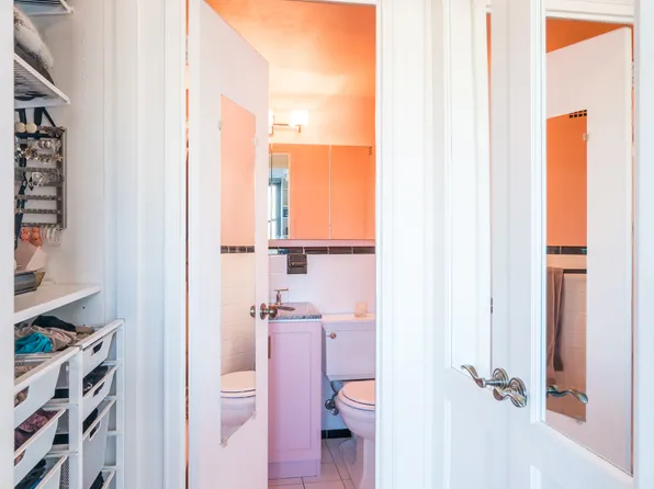 230 East 15th Street image 6 of 10