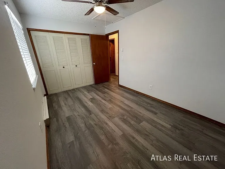 6895 Space Village Avenue — Photo 18