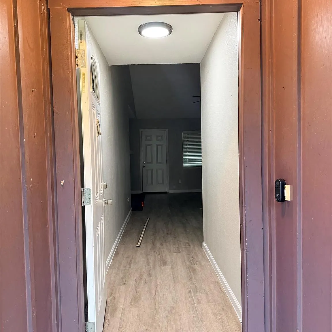 3 bed, 2.0 bath, 1198 sqft, $1,850 — Photo 2