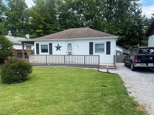 104 Jane St, Chatham Kent, ON N0P 1A0