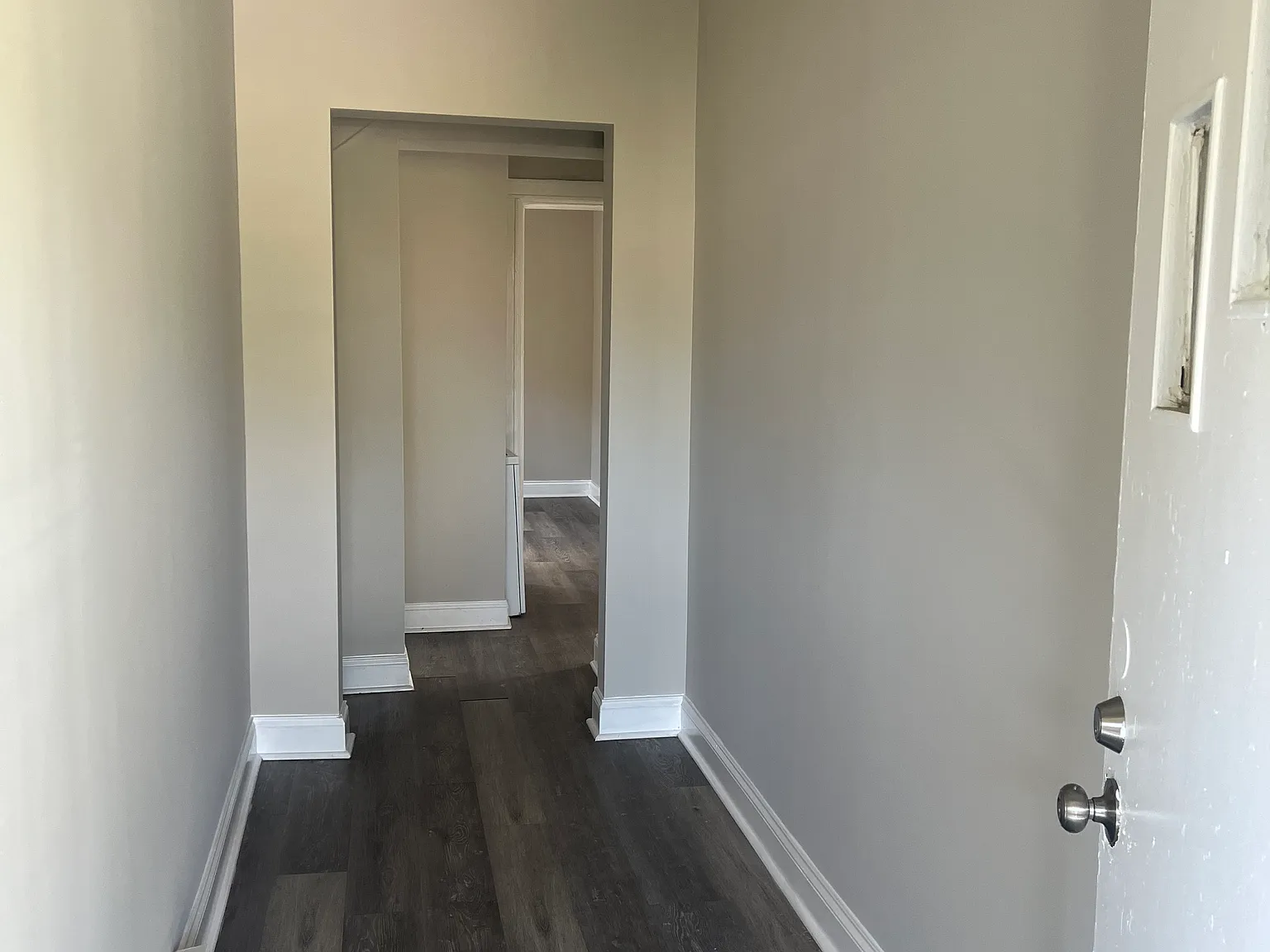 2 bed, $1,600 — Photo 2