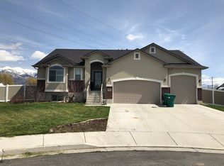 1673 W 1100 S, Layton, UT 84041