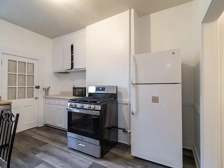 4-A Sherman St #1 — Photo 5