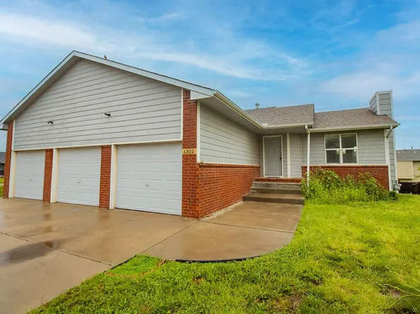 1302 E Summerwood St, Goddard, KS 67052