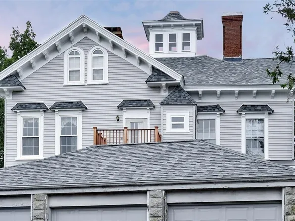 5 Record St #1A, Newport, RI 02840