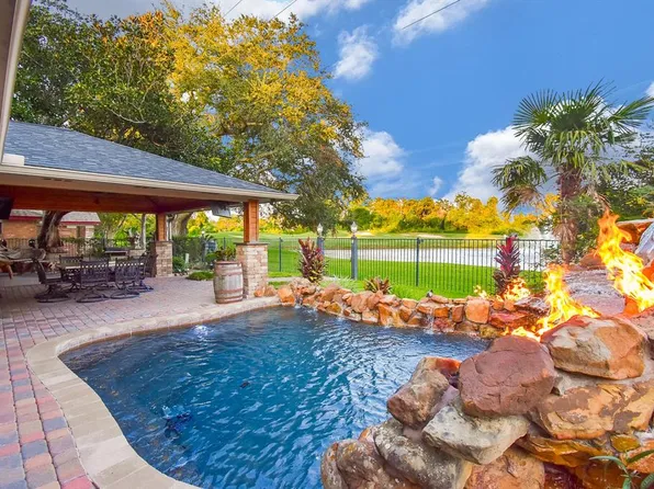 3119 W Creek Club Drive, Missouri City, TX 77459